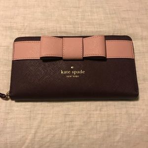 NWOT Kate Spade Wallet-Kirk Park Lacey